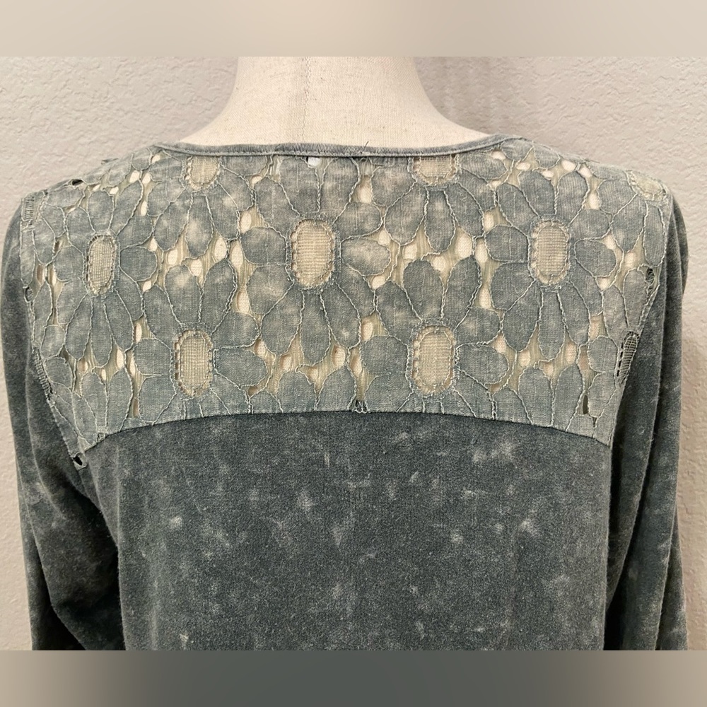 Adore Soft Stretch Jersy Knit Boho Lace Blouse Size Small - Picture 6 of 12